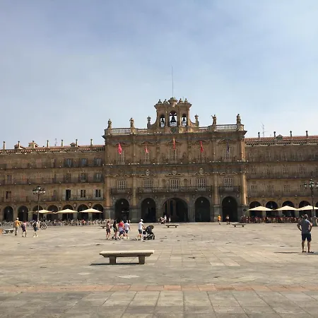 Ideal A La Entrada De Salamanca !!!