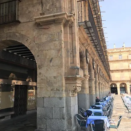 Ideal A La Entrada De Salamanca !!!