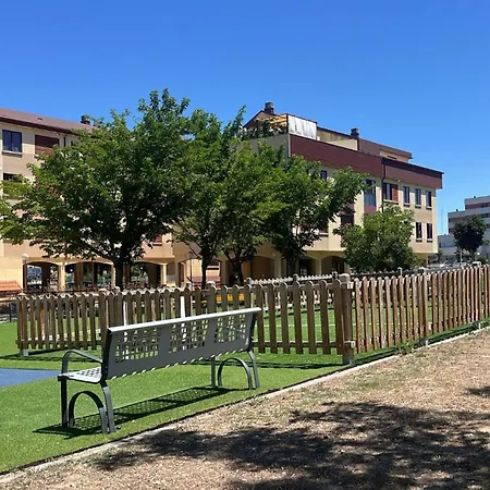 Apartment Ideal A La Entrada De Salamanca !!! Santa Marta de Tormes