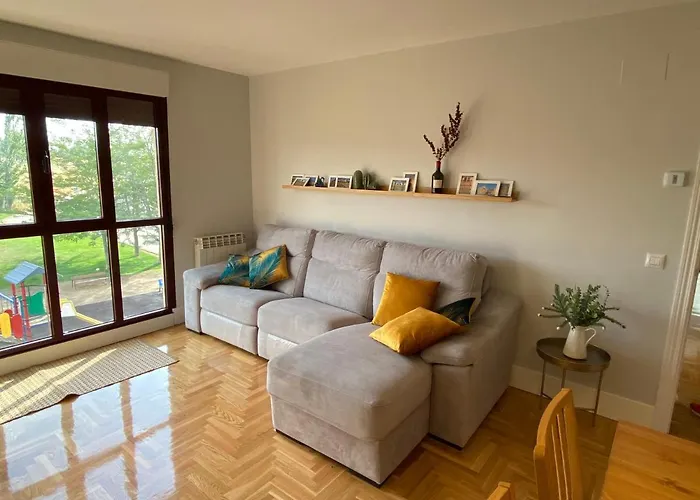 Ideal A La Entrada De Salamanca !!! *